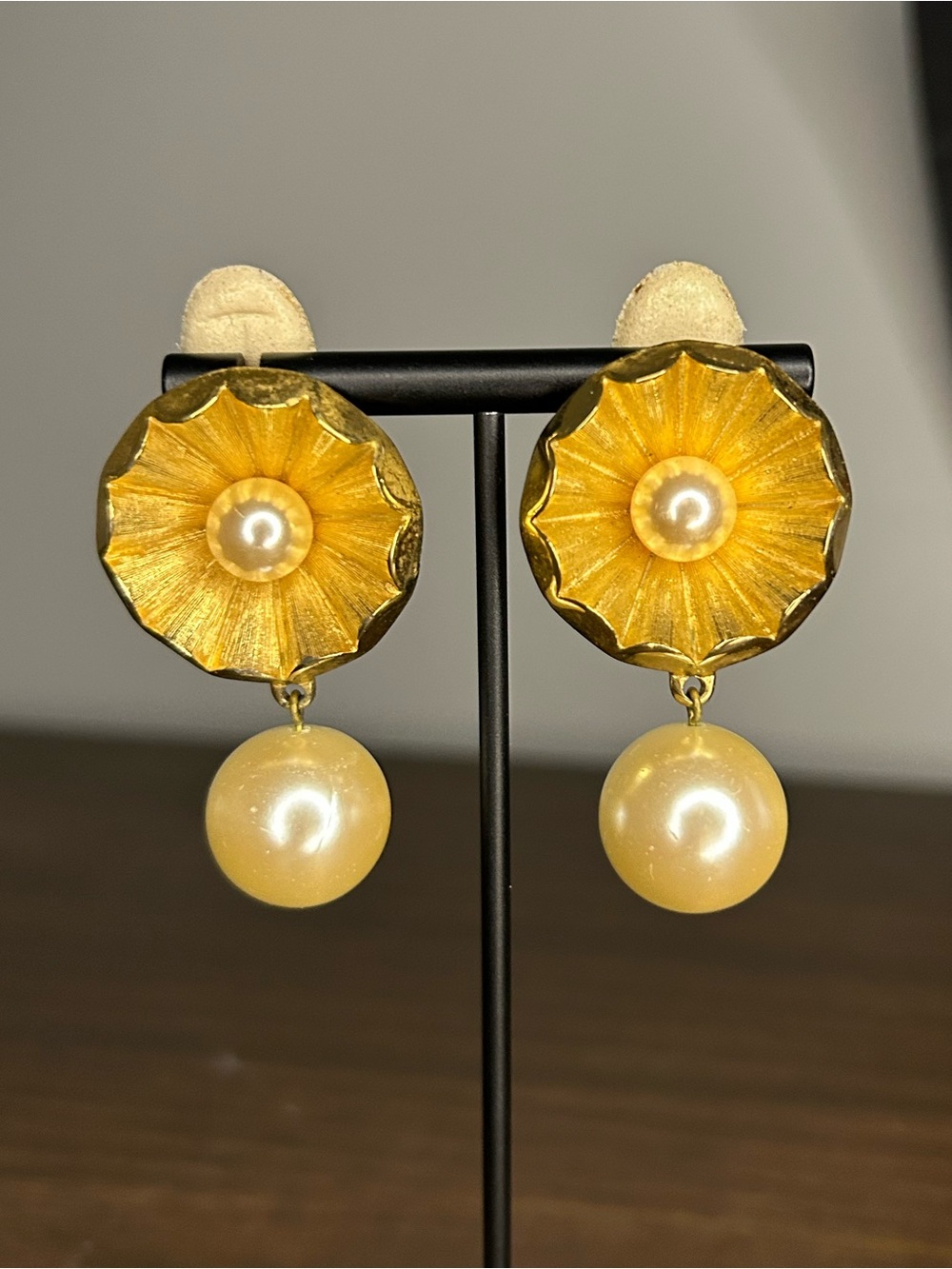 Vintage Les Bernard Gold Tone Faux Pearl Drop Clip-On Earrings Signed